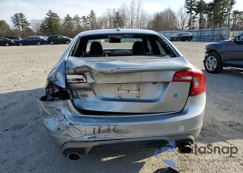 2014 Volvo S60 T6 z USA, uszkodzony, nr VIN YV1902FH0E2289211